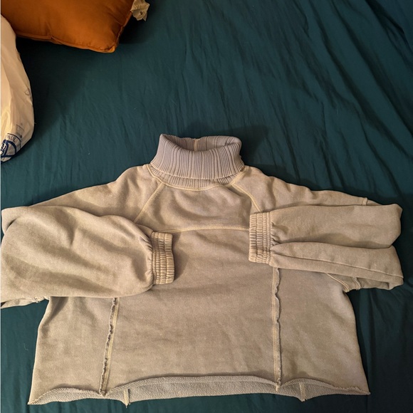 Aerie Light Blue Turtleneck cropped washed baby blue Sweater - Picture 3 of 14